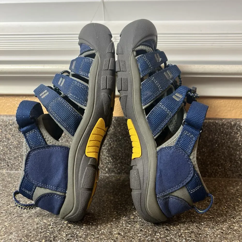 Keen Newport H2 Sandals Kids Size 4 Summer Comfort Outdoor Navy Blue Waterproof